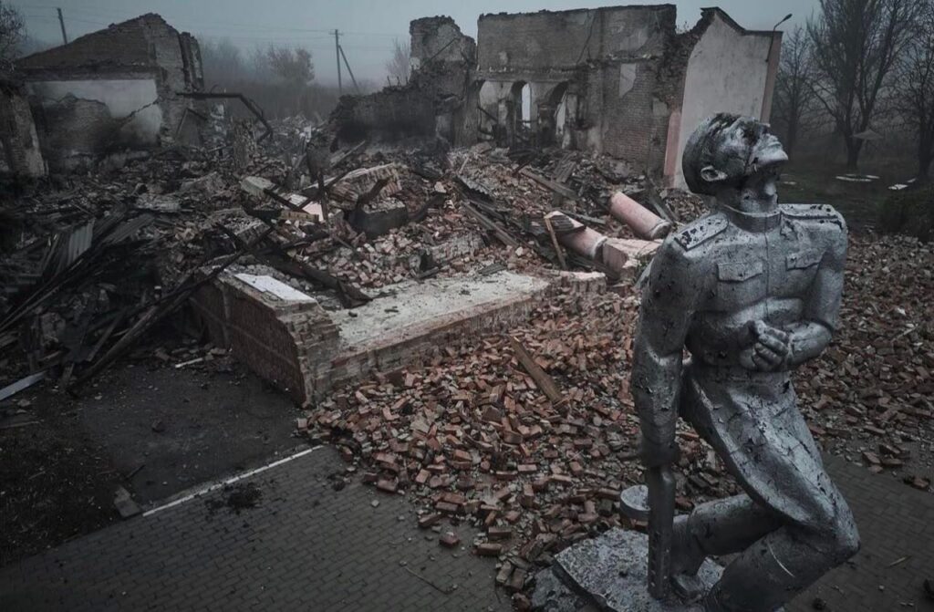 Авдіївка майже знищена окупантами. З’явилися фотографії з прифронтового міста