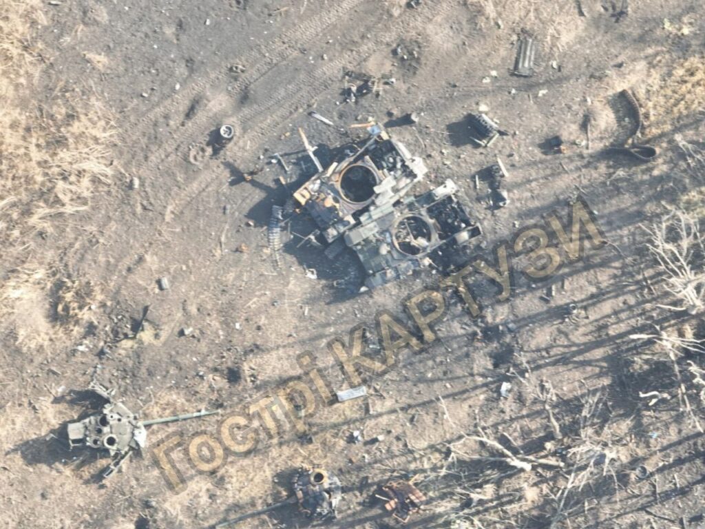 Як виглядає кладовище військової техніки на Луганщині. Фотографії з дрону