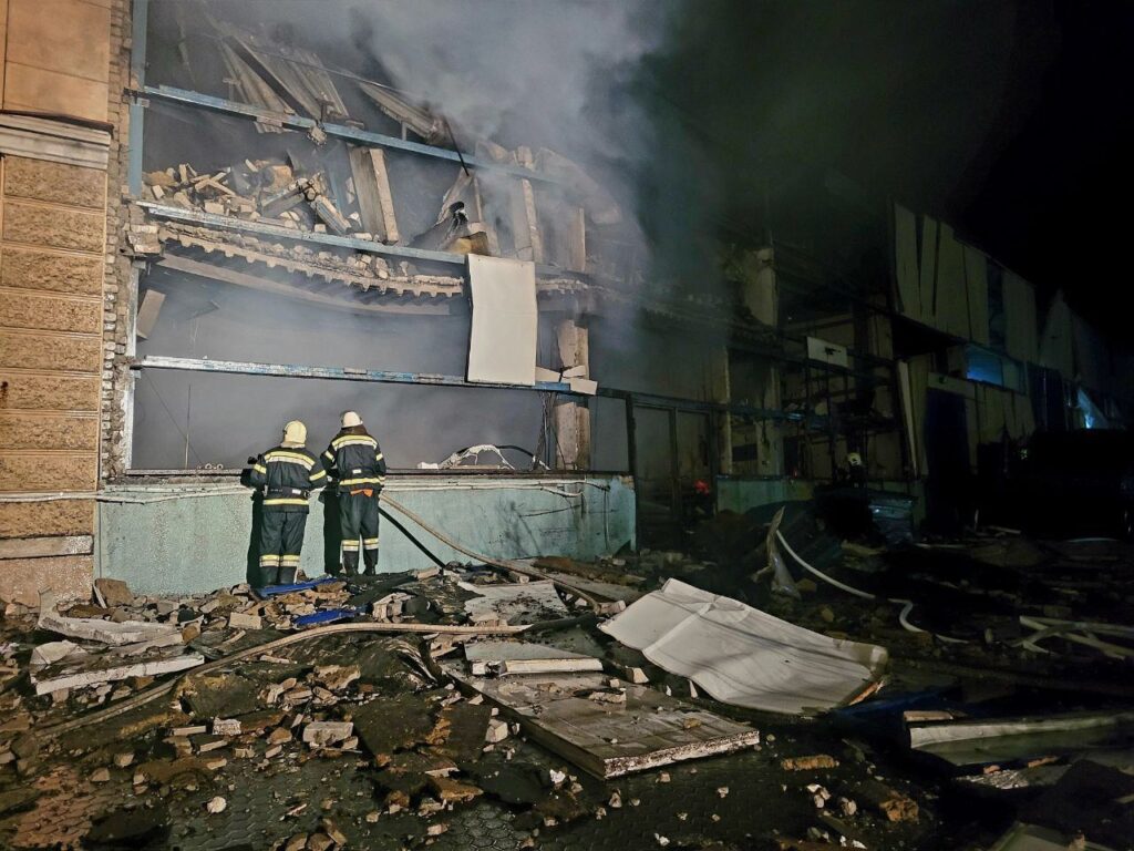Росія вдарила по Одесі “Оніксами”. Опубліковані фотографії наслідків влучання