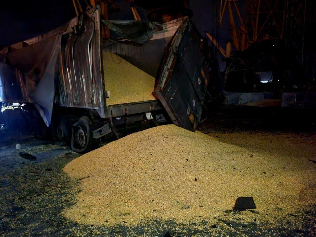 Росія вдарила по Одесі “Оніксами”. Опубліковані фотографії наслідків влучання