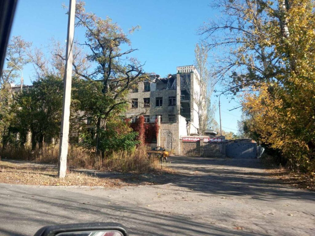 Жителі Сєвєродонецька показали, як зараз виглядає місто
