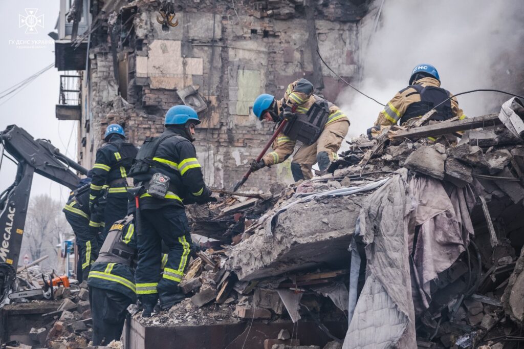У Новоградівці на Донеччині зросла кількість загиблих внаслідок російського удару