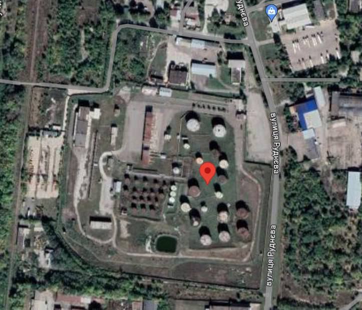 ЗСУ підтвердили удар по нафтобазі в Луганську. Опублікована мапа