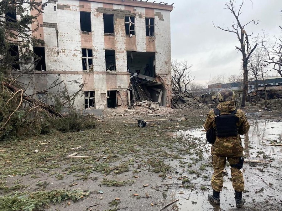 Окупанти скинули бомби на дві шахти в Донецькій області. Є загиблі та постраждалі