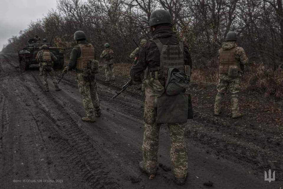 Росіяни продовжують спроби оточити Авдіївку