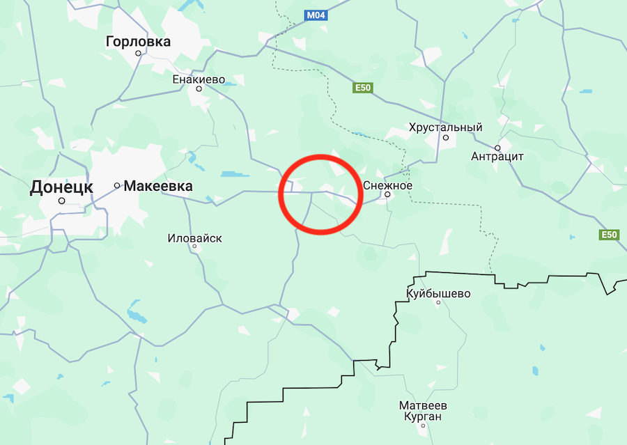 На окупованій Донеччині потужна пожежа, пишуть про загоряння нафтобази. Опубліковано відео