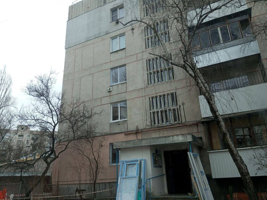 Єдині яскраві кольори — супутникові тарілки. З’явилися свіжі фотографії окупованого росіянами Рубіжного