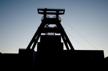 Окупанти готують консервацію трьох шахт на Луганщині. Вони працюватимуть лише на відкачування води