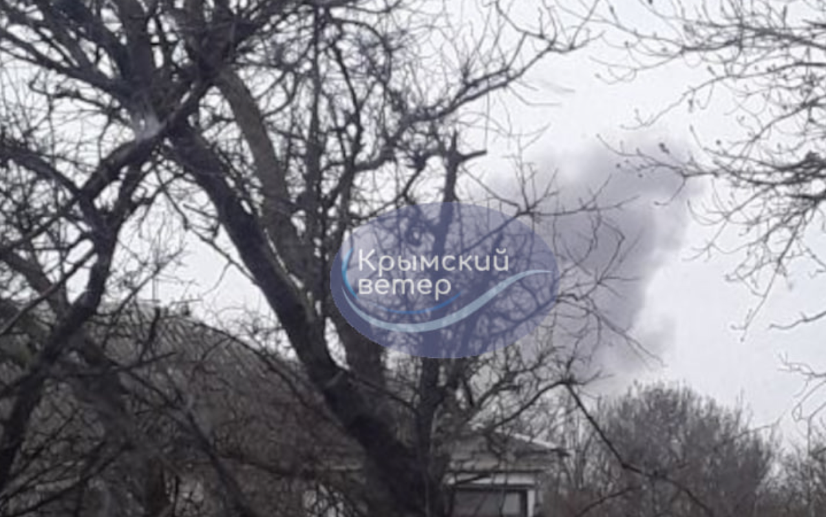 У Криму прогриміла серія вибухів. Під ударом опинилися Севастополь та аеродром у Гвардійському