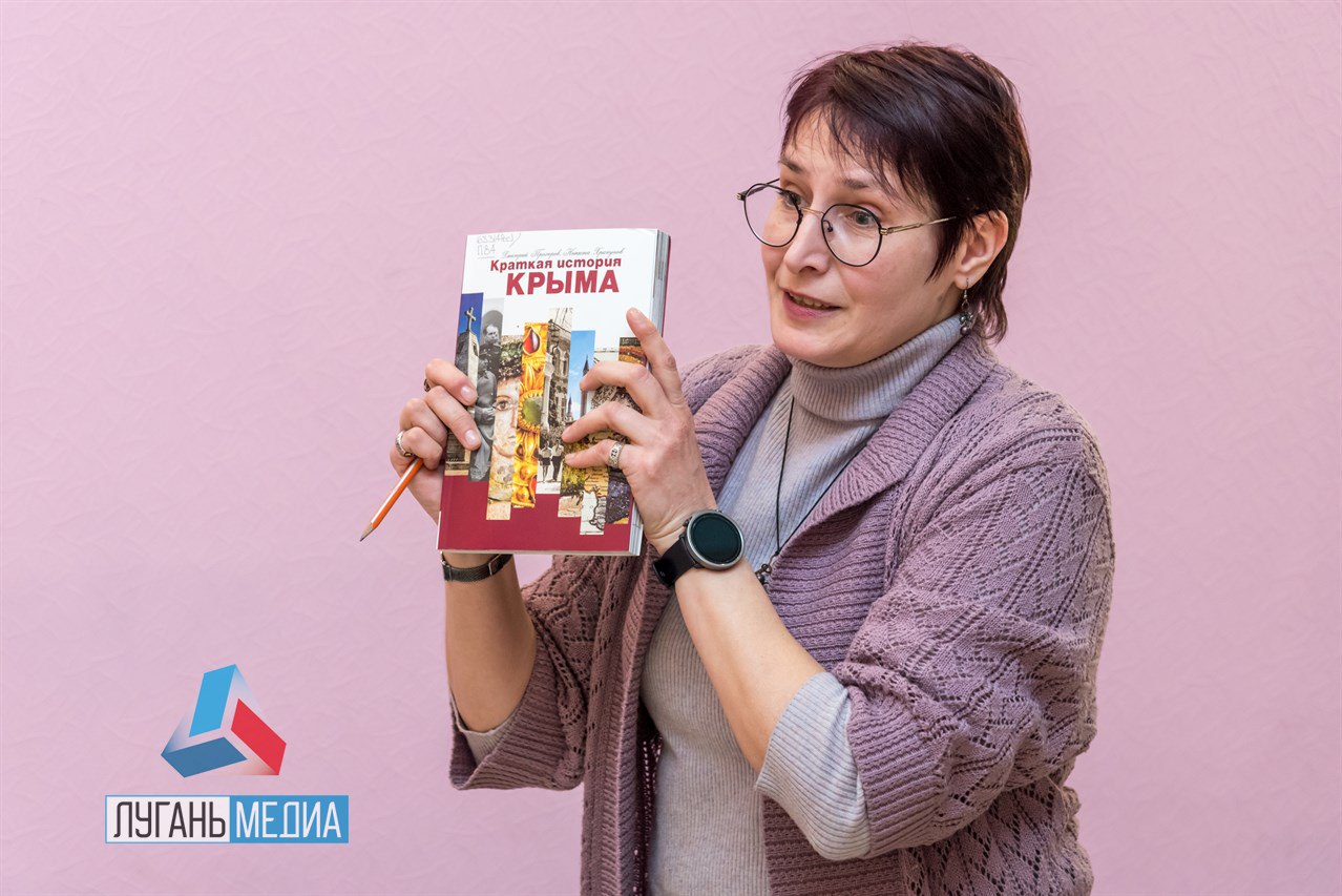 Росія влаштовує у школах Луганська “вікторини”, щоб розпалювати ненависть до України