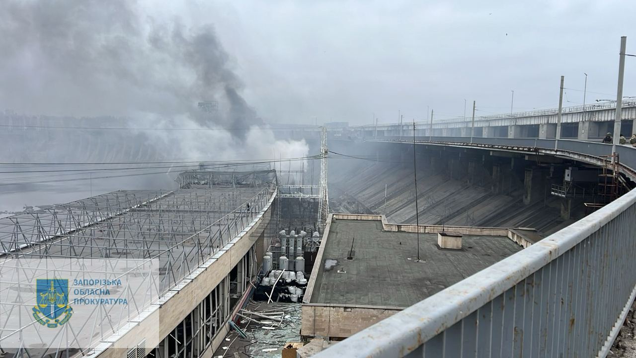 Небезпеки прориву греблі ДніпроГЕС немає, ситуація на об’єкті контрольована, — Укргідроенерго