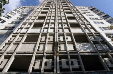 Житловий ваучер на 2 мільйони: як переселенці з окупованих територій отримають допомогу на житло