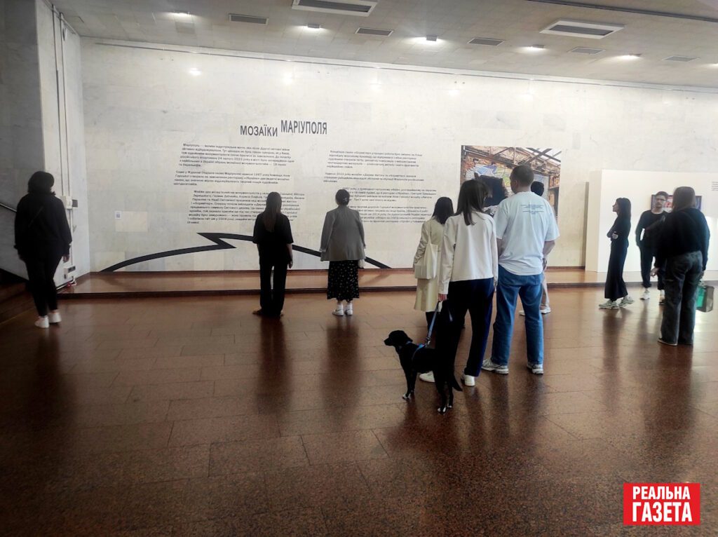 Втрачені та окуповані. Фоторепортаж з виставки художниці Алли Горської