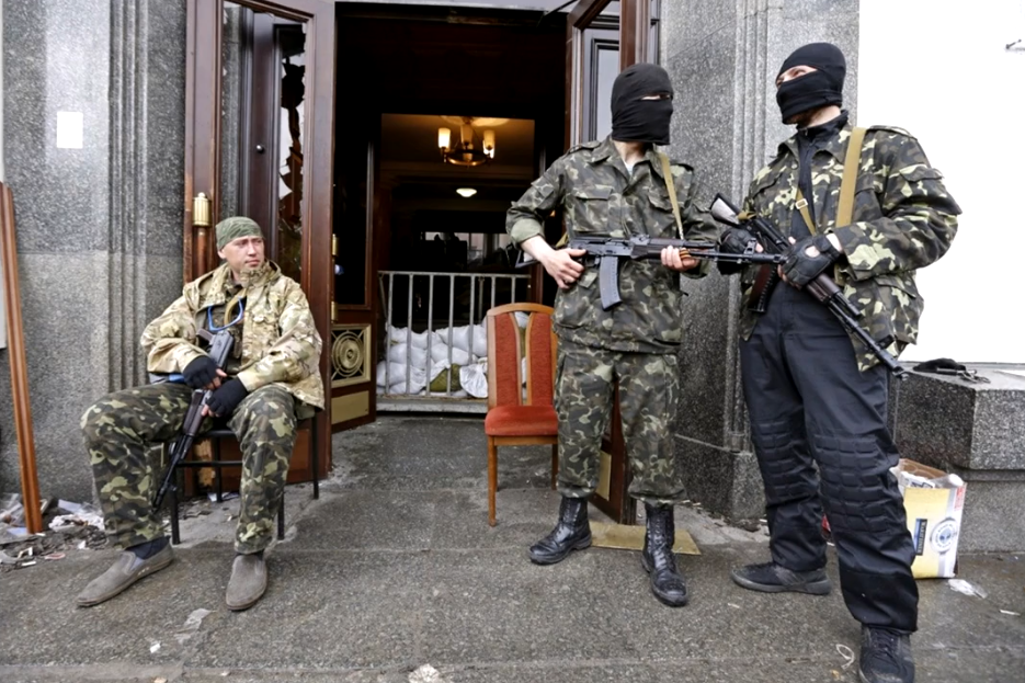 Скандал з парком та зменшення Новоросії. Як у Луганську відзначали десяту річницю захоплення СБУ