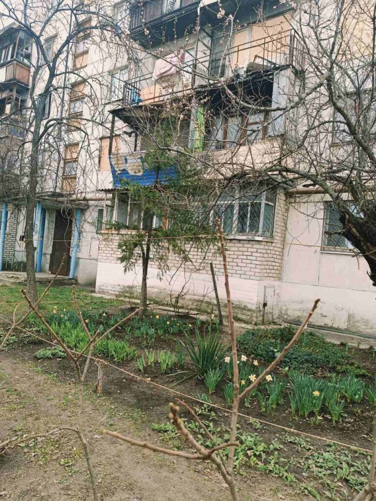Весна прийшла у Рубіжне. Опубліковані свіжі фотографії з окупованого міста