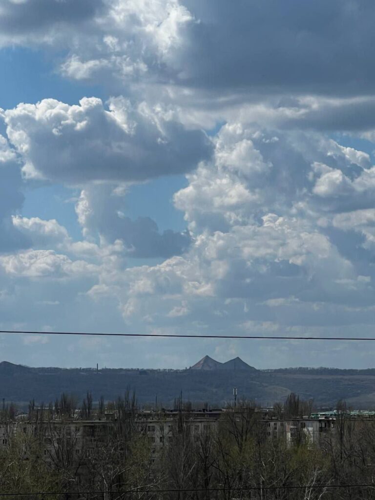 Весна прийшла у Рубіжне. Опубліковані свіжі фотографії з окупованого міста