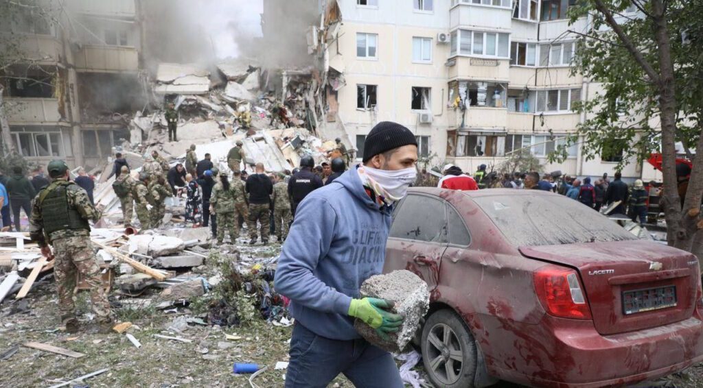 У Бєлгороді обвалилася багатоповерхівка. Опубліковані фото наслідків руйнування