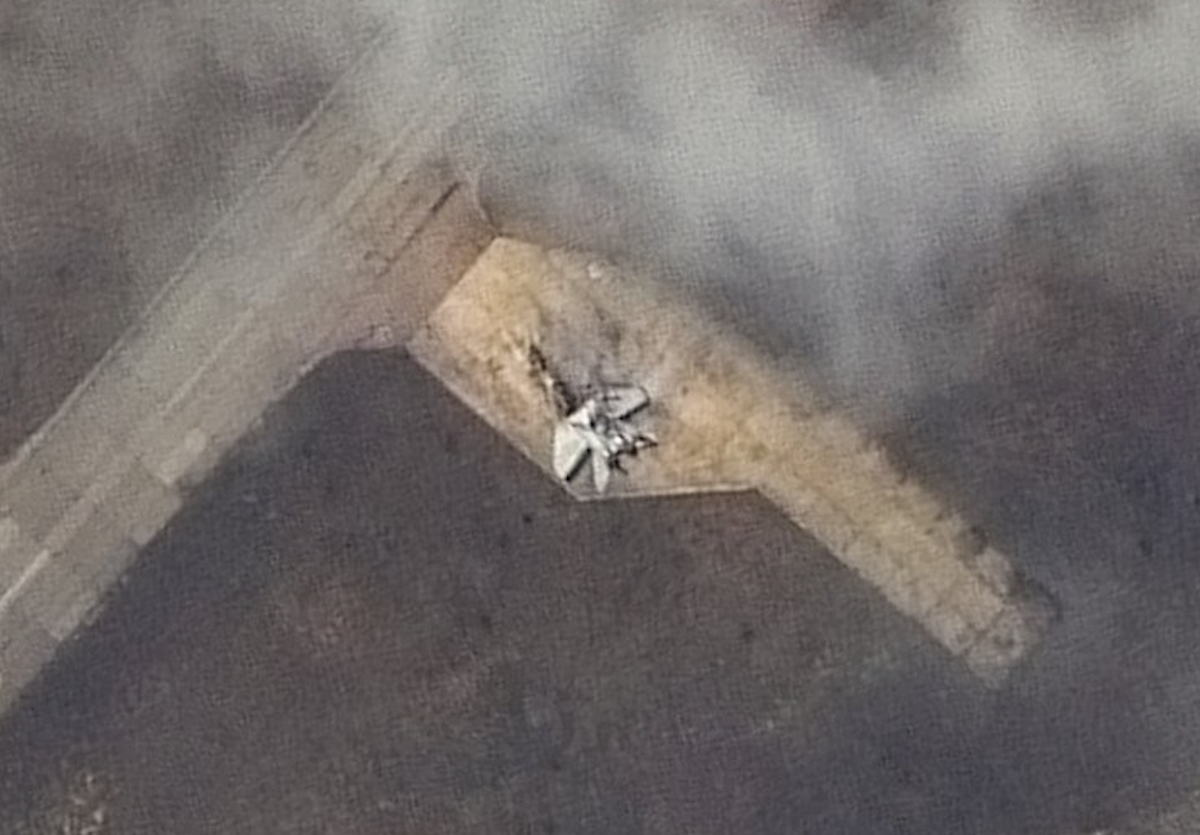 Опубліковано детальні супутникові знімки аеродрому “Бельбек”, зроблені після атаки ЗСУ 15 травня