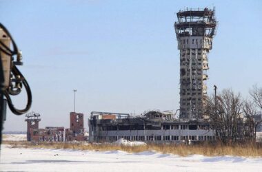 Окупанти роблять із Донецького аеропорту майданчик для запуску &#8220;шахедів&#8221;. Опубліковано супутникове фото