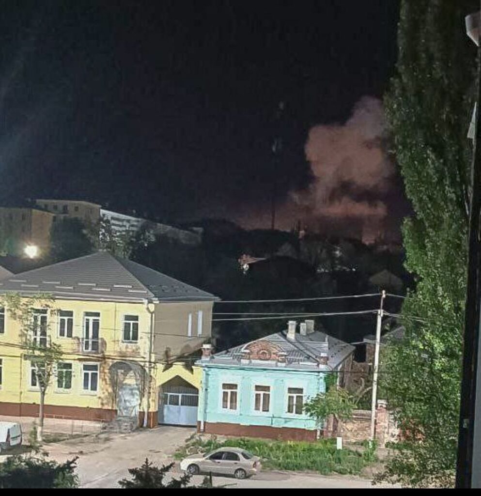 Вибух у Маріуполі. Повідомляють про влучання у базу окупантів