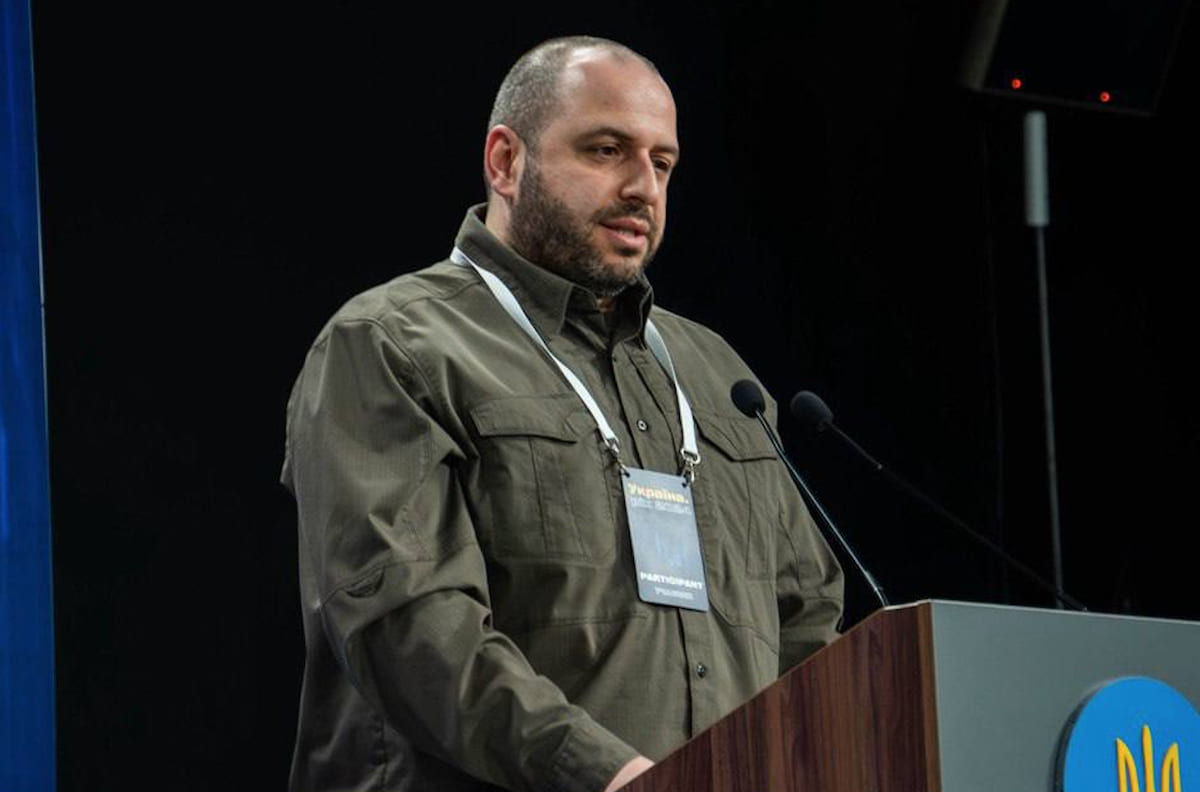 ЗМІ повідомили про відставку міністра оборони Умєрова. Ця інформація виявилася дезінформацією