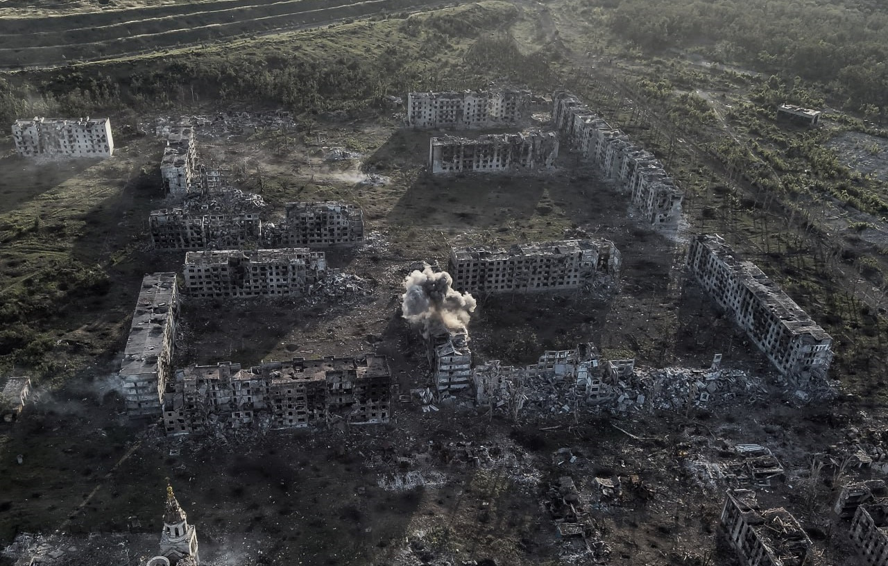 Залишилися лише тіні. Опубліковані нові фотографії Часового Яру