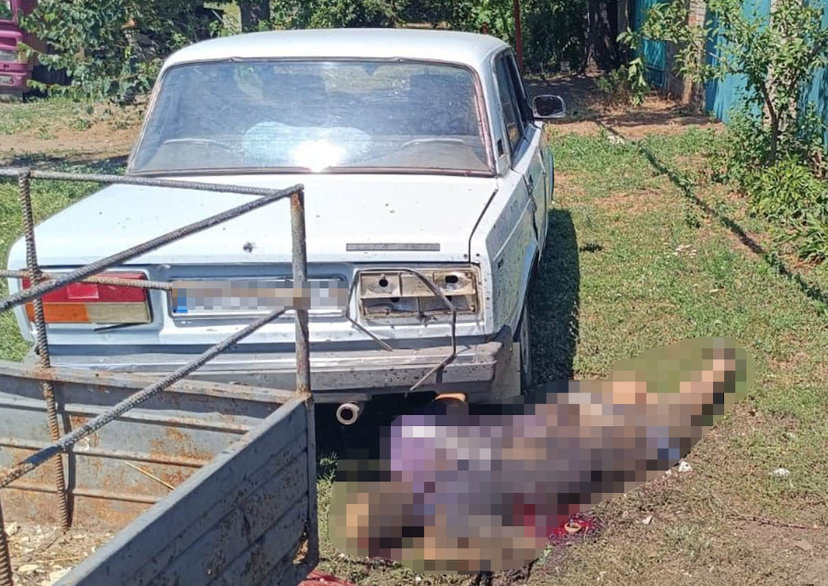 Окупанти накрили касетними боєприпасами село на Донеччині. Є загиблі та поранені
