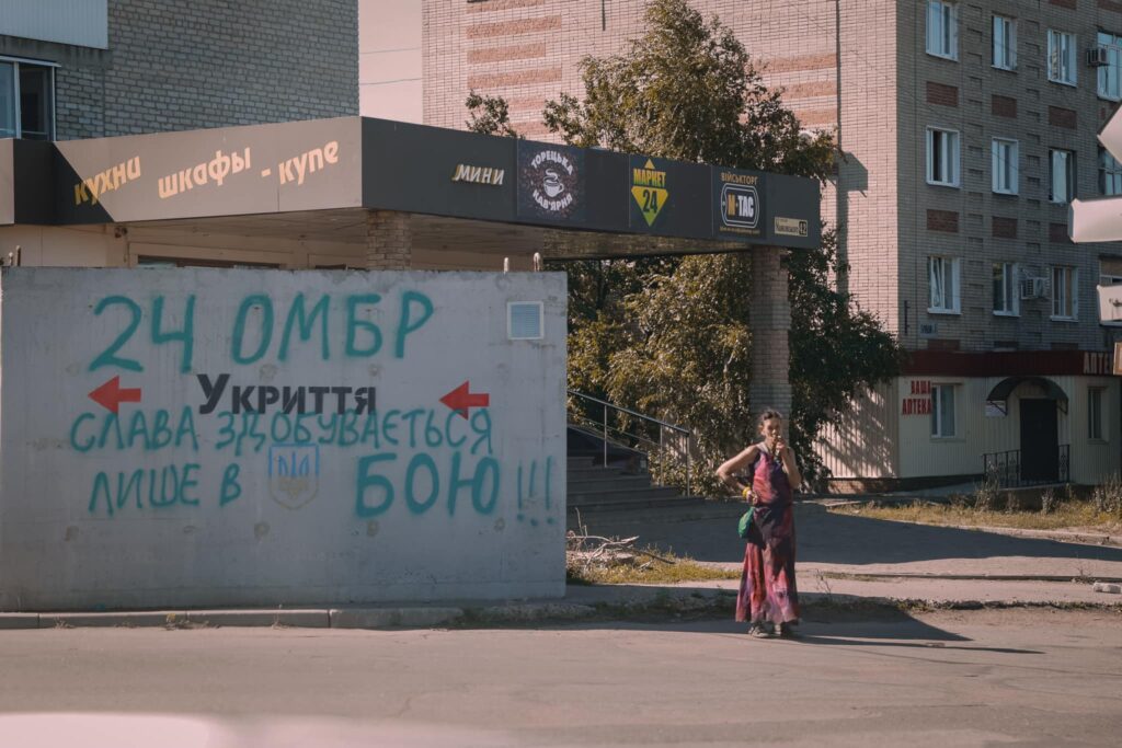 Російські війська руйнують Торецьк. Як виглядає прифронтове місто