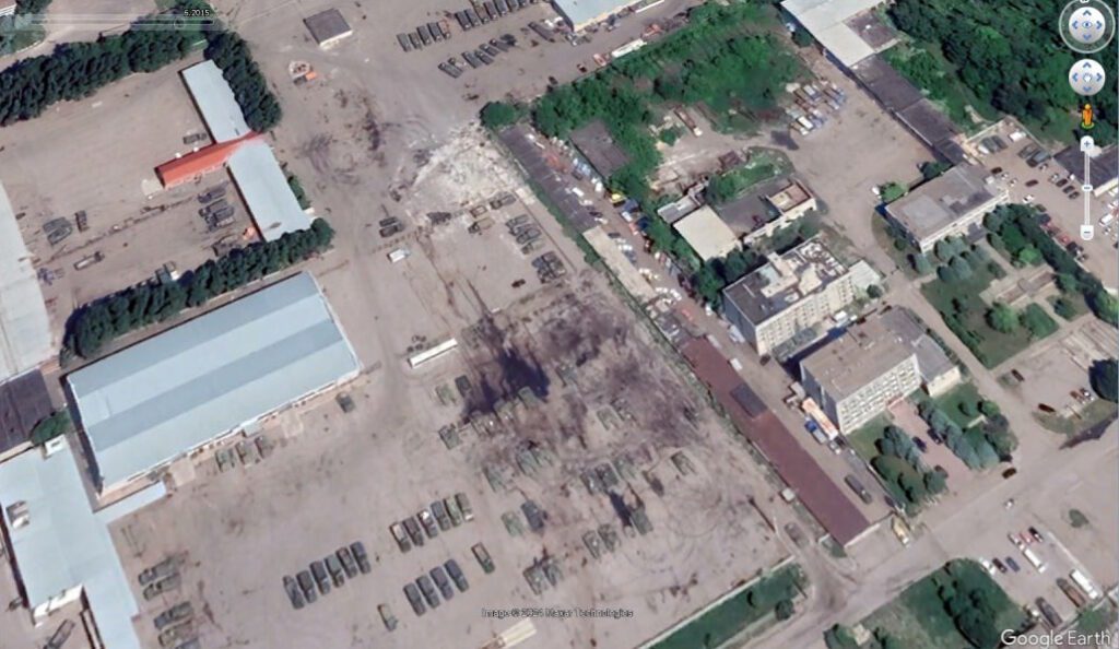Ремонтна база окупантів на “Транспеле”. Що відомо про місце у Луганську, яке сьогодні обстріляли