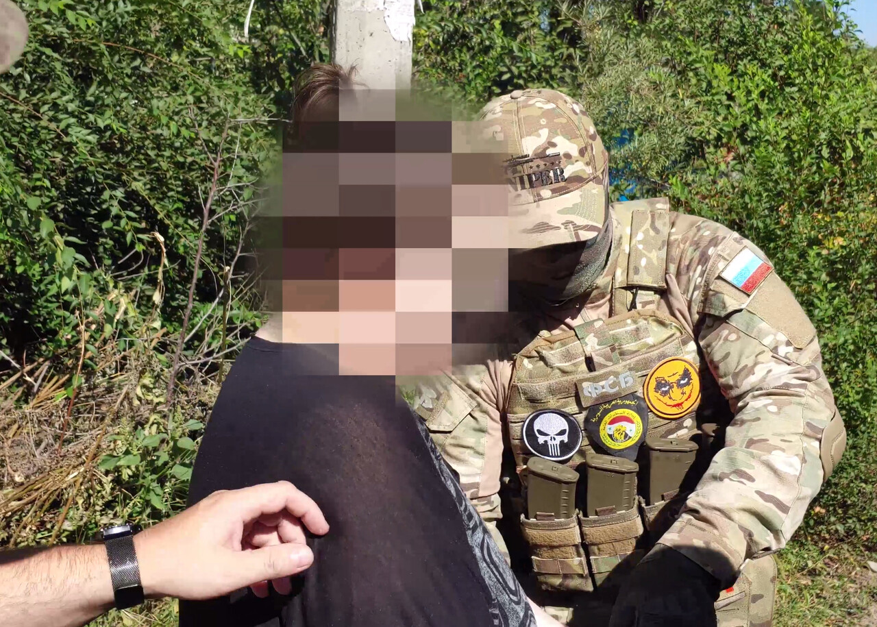 У Луганську двох людей назвали &#8220;шпигунами&#8221; та засудили до 11 років тюрми