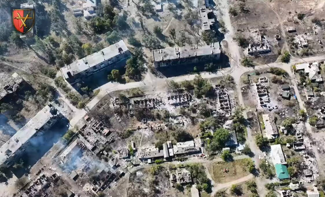 Військові показали, як зараз виглядає Торецьк, який постійно атакують росіяни