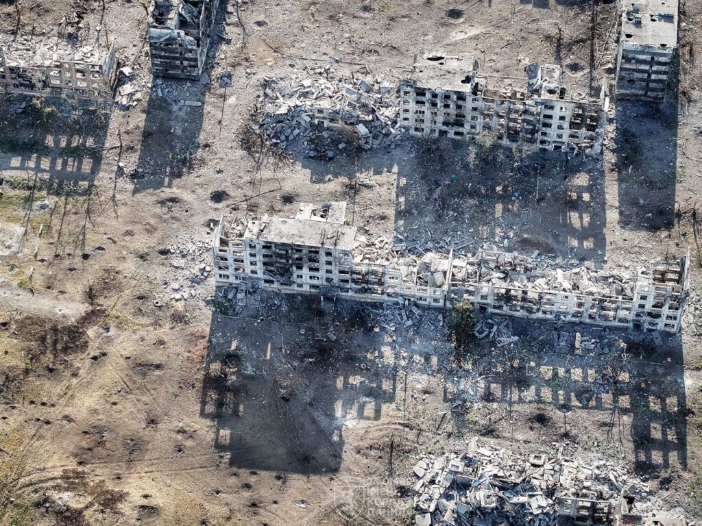 Випалені руїни. Фотографи показали, на що Росія перетворила Часів Яр