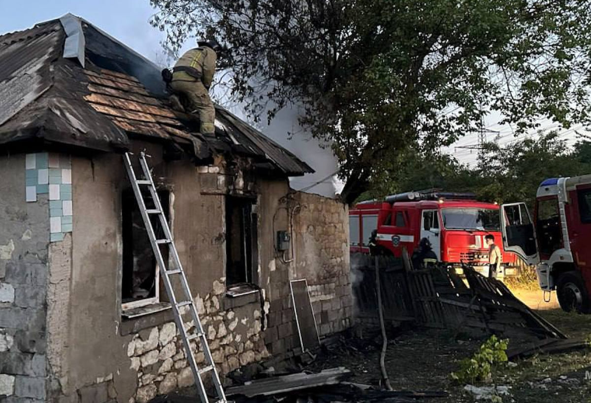 В окупованому Луганську на пожежі загинула 8-річна дитина