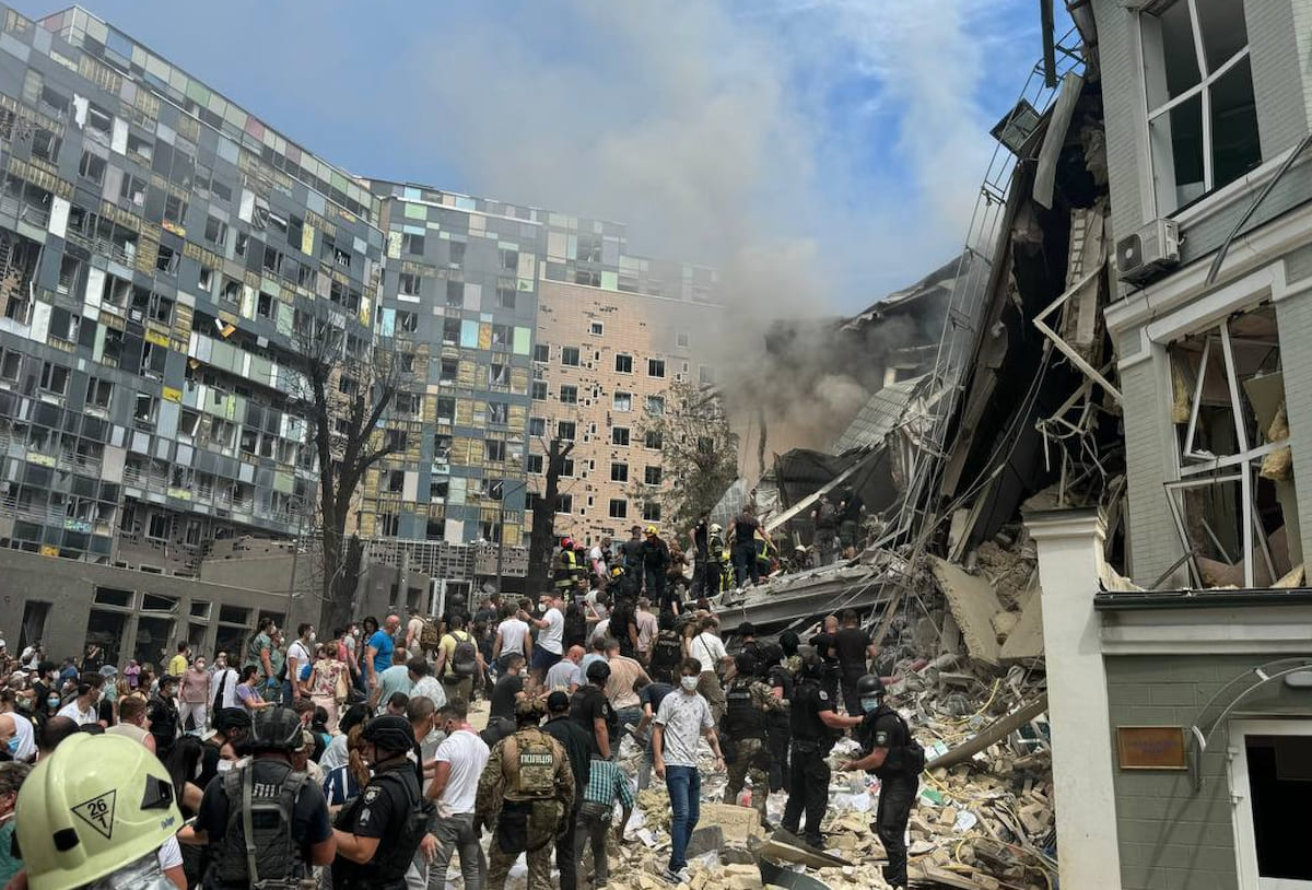 Для допомоги постраждалому “Охматдиту” відкрито збір, мета — 100 млн гривень. Як приєднатися