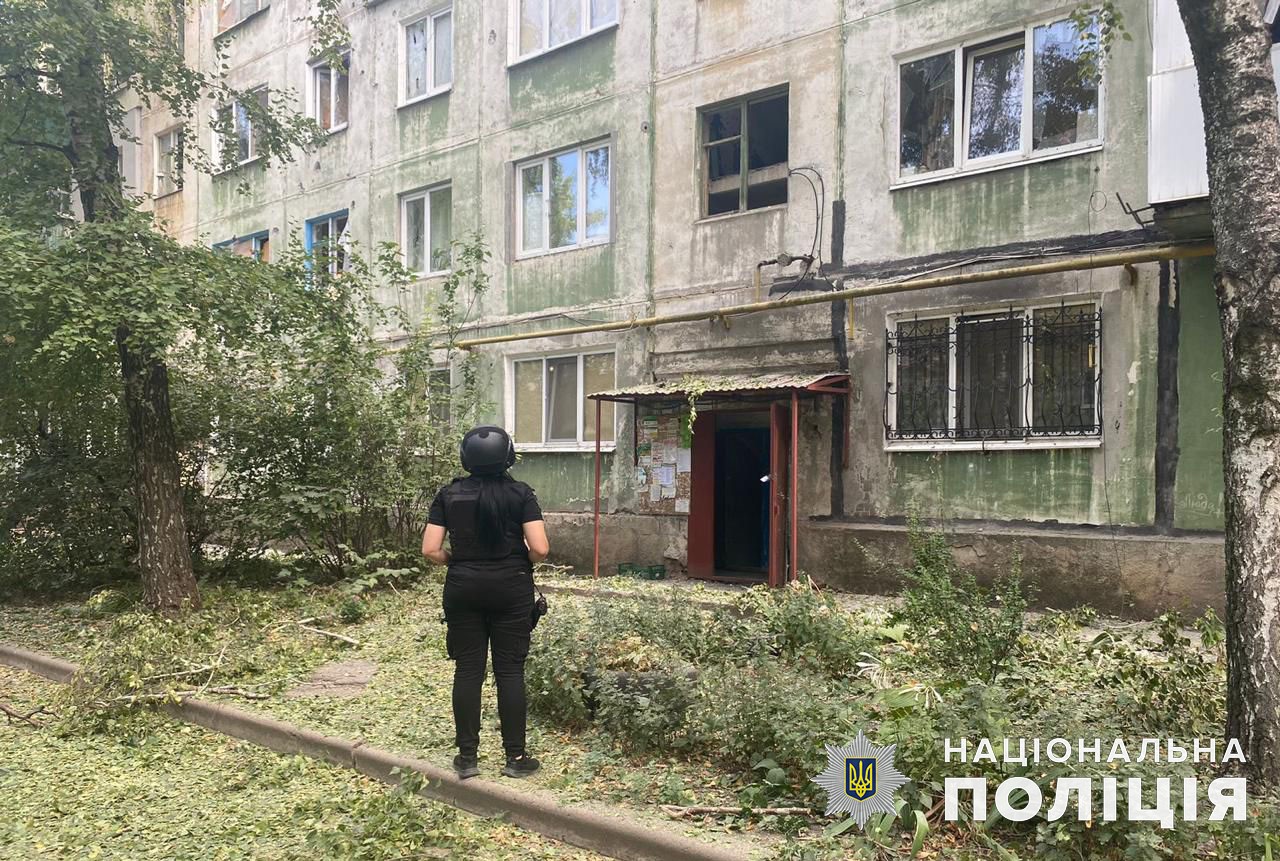 Понад 2,5 тисячі атак: поліція Донеччини зафіксувала удари окупантів по фронту та житлових районах