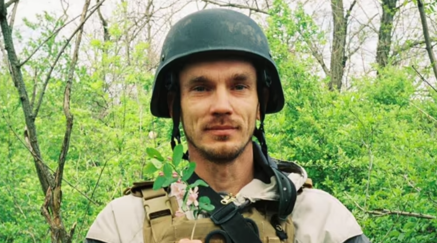 Оператор Reuters, який потрапив під обстріл в Краматорську, знаходиться у лікарні у важкому стані