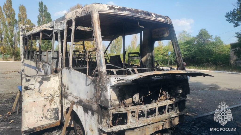 На автовокзалі окупованого Антрациту згорів автобус