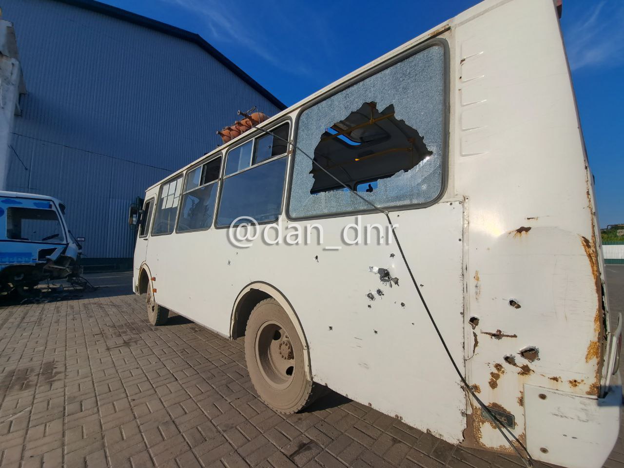 В “ДНР” заявили про загибель вагітної жінки та поранення 10 людей на зупинці