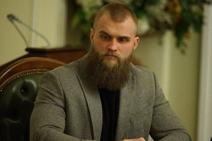 Нардепу Дмитруку, який захищав російську церкву, повідомили про підозру. Проте він вже втік за кордон