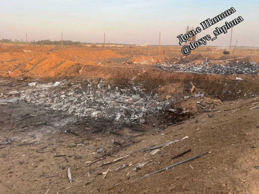 Сотні розкиданих бомб та ракет. З’явилися нові фото з аеродрому “Морозовськ” у Ростовській області