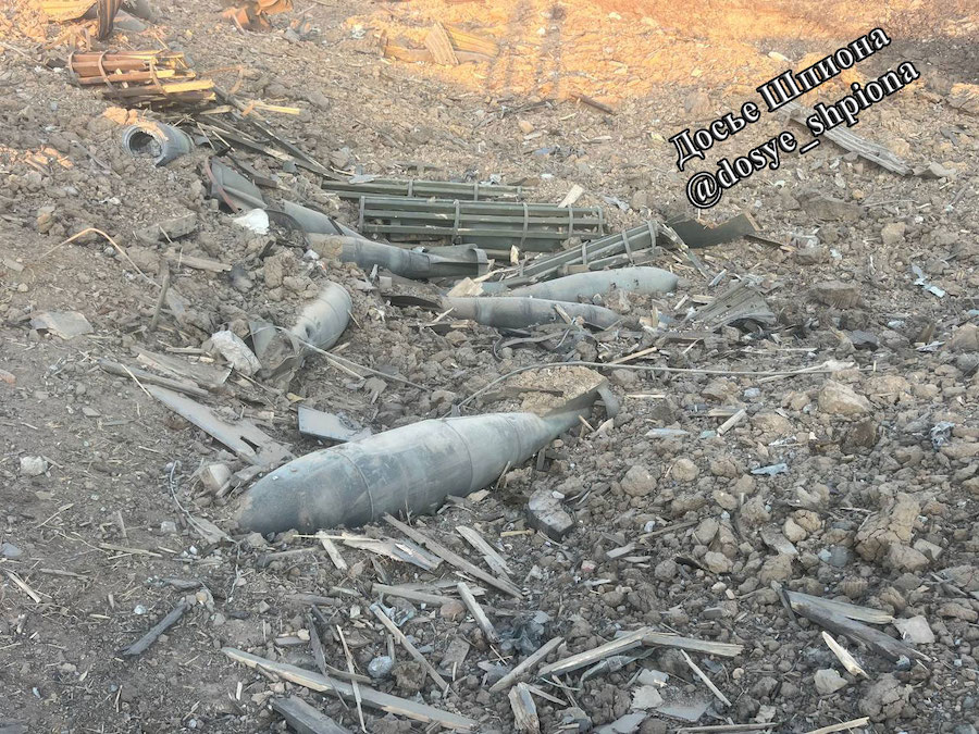 Сотні розкиданих бомб та ракет. З’явилися нові фото з аеродрому “Морозовськ” у Ростовській області