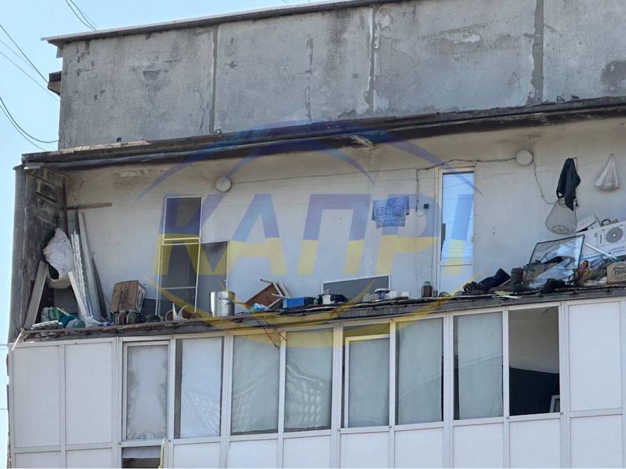 Вночі росіяни завдали ракетного удару по Покровську, зруйнувавши чергову школу. Опубліковано фото