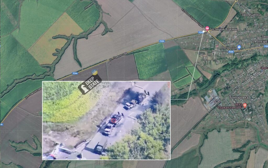 Атака на Курську область. DeepState показав фотографії знищеного вертольоту та танків на тягачах