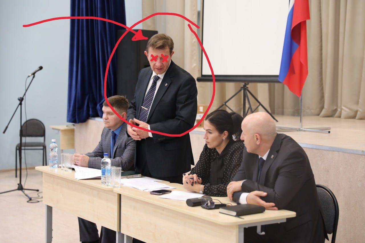 У Маріуполі партизани вдарили окупаційного &#8220;чиновника&#8221; по голові цеглиною. Він в реанімації