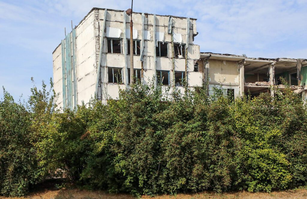 Місто без води та світла. Як зараз виглядає прифронтовий Покровськ