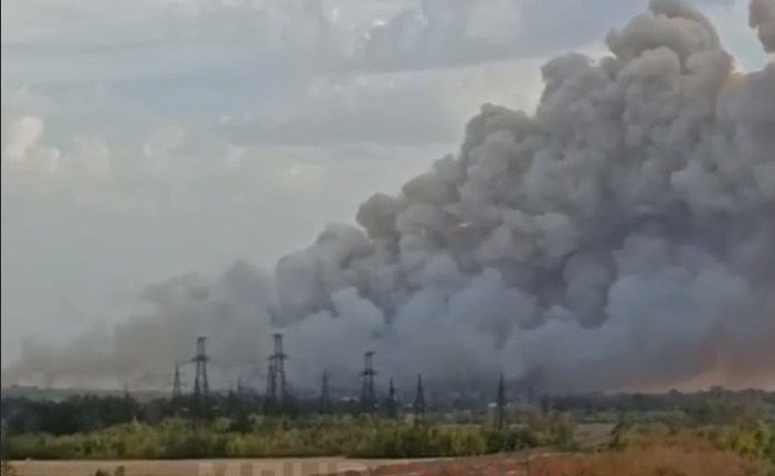 На окупованій Луганщині запровадили режим НС через велику пожежу