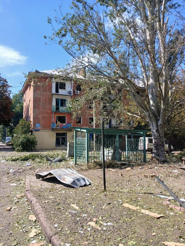 У Кураховому троє людей загинули внаслідок обстрілу “ураганами”