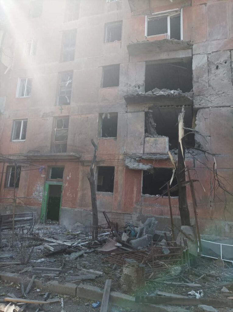 У Кураховому троє людей загинули внаслідок обстрілу “ураганами”