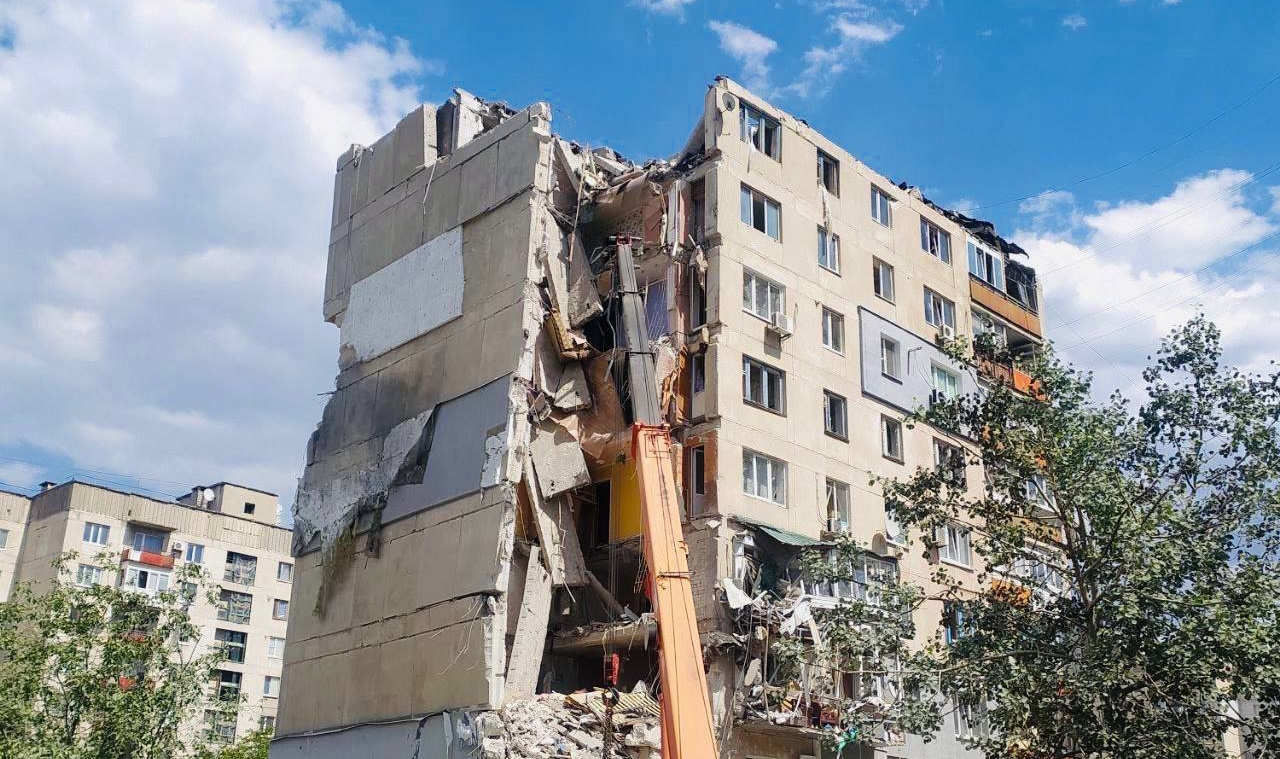 Лисичанськ залишився без води. Водопровід знищено, розвезення води припинено