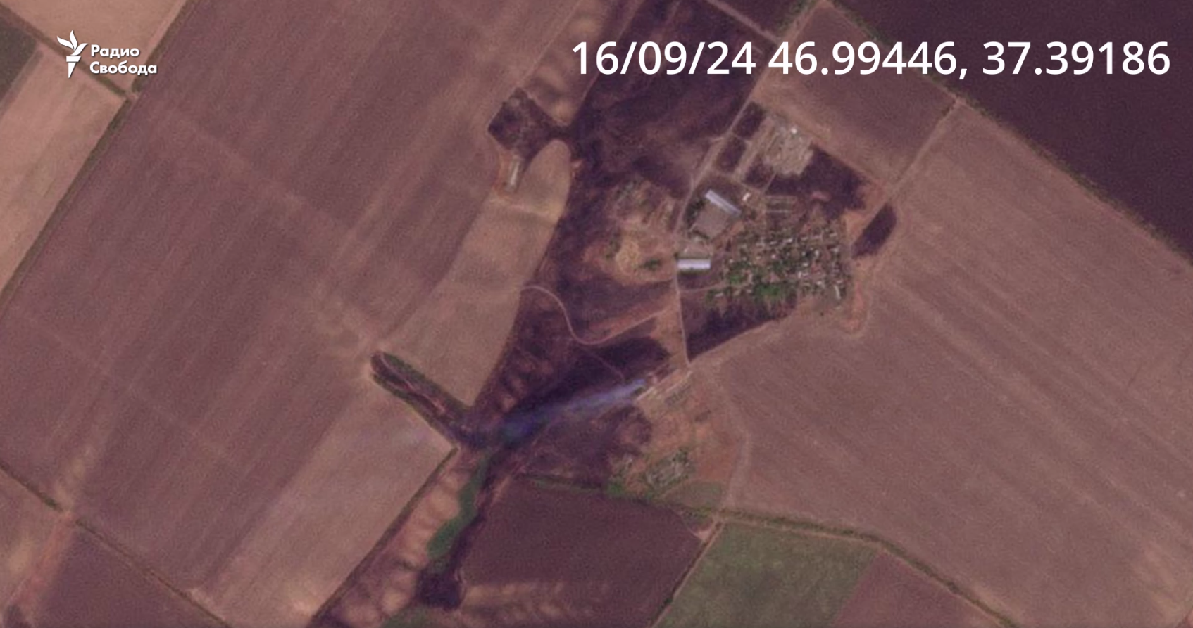 З’явилися супутникові знімки місця біля Маріуполя, де вибухнули склади з боєприпасами